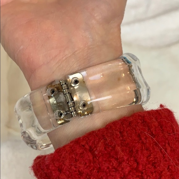 Clear hinged bracelet plastic - Picture 8 of 14